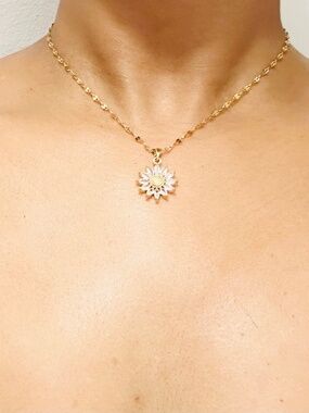 New! Sunflower gold link chain